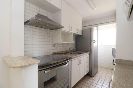 Apartamento para alugar com 62m², 2 quartos e 2 vagas Apartamento para alugar com 62m², 2 quartos e 2 vagasCozinha