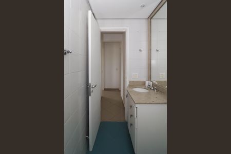 Apartamento para alugar com 62m², 2 quartos e 2 vagas Apartamento para alugar com 62m², 2 quartos e 2 vagasBanheiro