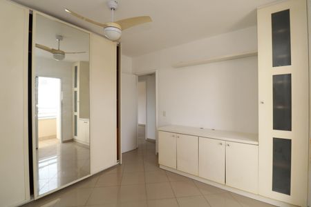 Apartamento para alugar com 62m², 2 quartos e 2 vagas Apartamento para alugar com 62m², 2 quartos e 2 vagasQuarto 2