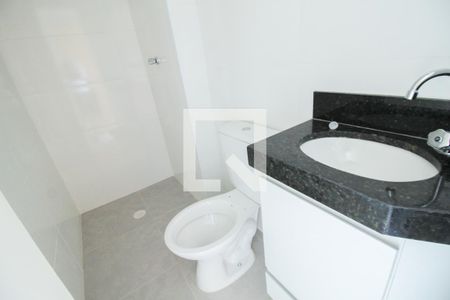 Banheiro de kitnet/studio para alugar com 1 quarto, 24m² em Vila Prudente, São Paulo