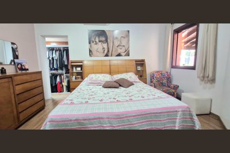 Casa para alugar com 305m², 5 quartos e 10 vagasSuíte 2