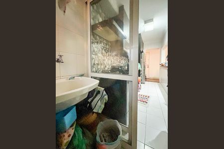 Apartamento à venda com 74m², 2 quartos e 1 vaga Apartamento à venda com 74m², 2 quartos e 1 vagaÁrea de Serviço