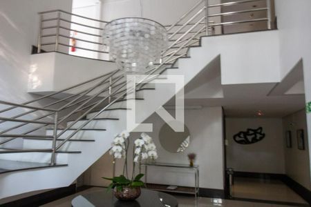 Apartamento à venda com 74m², 2 quartos e 1 vaga Apartamento à venda com 74m², 2 quartos e 1 vagaHall