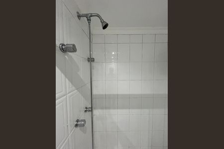 Apartamento à venda com 74m², 2 quartos e 1 vaga Apartamento à venda com 74m², 2 quartos e 1 vagaBanheiro Social