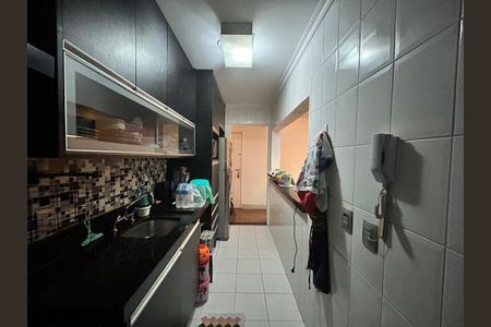 Apartamento à venda com 74m², 2 quartos e 1 vaga Apartamento à venda com 74m², 2 quartos e 1 vagaCozinha