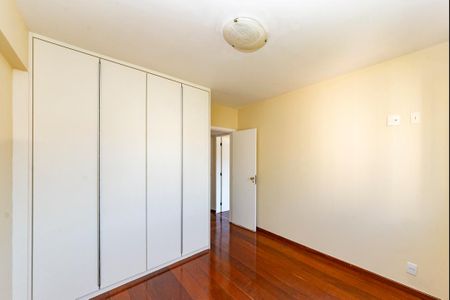 Apartamento à venda com 100m², 3 quartos e 2 vagasQuarto 3