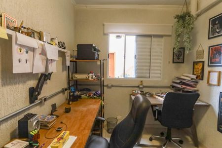 Casa à venda com 180m², 3 quartos e 2 vagas Casa à venda com 180m², 3 quartos e 2 vagasEdícula - quarto