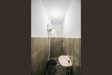 Studio para alugar com 45m², 1 quarto e sem vaga Studio para alugar com 45m², 1 quarto e sem vagaBanheiro Social