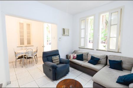 Sala 1 de casa à venda com 6 quartos, 158m² em Rio Comprido, Rio de Janeiro