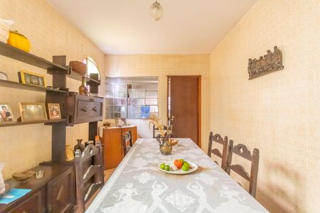 Casa para alugar com 50m², 2 quartos e 3 vagas Casa para alugar com 50m², 2 quartos e 3 vagasCopa