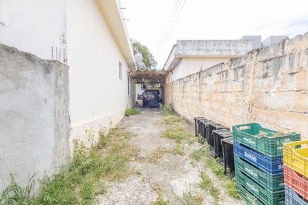 Casa para alugar com 50m², 2 quartos e 3 vagas Casa para alugar com 50m², 2 quartos e 3 vagasGaragem