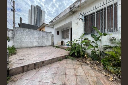 Casa para alugar com 50m², 2 quartos e 3 vagas Casa para alugar com 50m², 2 quartos e 3 vagasEntrada