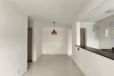Apartamento para alugar com 68m², 2 quartos e 1 vaga Apartamento para alugar com 68m², 2 quartos e 1 vagaSala
