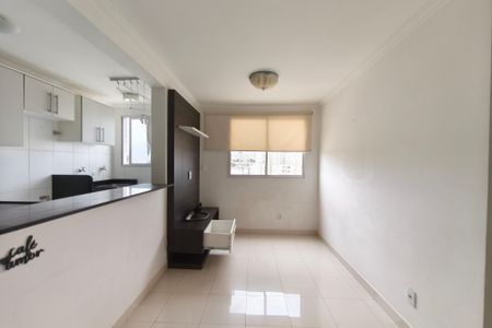 Sala de apartamento para alugar com 2 quartos, 68m² em Jardim Nova Europa, Campinas