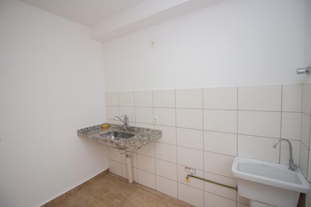 Apartamento para alugar com 45m², 2 quartos e 1 vaga Apartamento para alugar com 45m², 2 quartos e 1 vagaCozinha e Área de Serviço