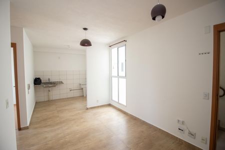 Sala de apartamento para alugar com 2 quartos, 45m² em Chácaras Reunidas Santa Terezinha, Contagem
