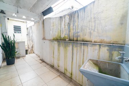 Casa para alugar com 35m², 1 quarto e 2 vagas Casa para alugar com 35m², 1 quarto e 2 vagasÁrea de Serviço