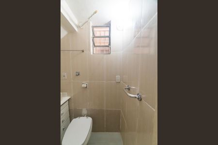 Banheiro Social de casa para alugar com 1 quarto, 35m² em Vila Monte Alegre, São Paulo