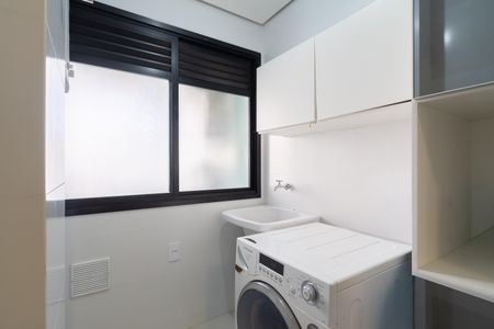 Apartamento para alugar com 100m², 2 quartos e 1 vaga Apartamento para alugar com 100m², 2 quartos e 1 vagaÁrea de Serviço