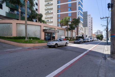 Apartamento para alugar com 100m², 2 quartos e 1 vaga Apartamento para alugar com 100m², 2 quartos e 1 vagaÁrea comum