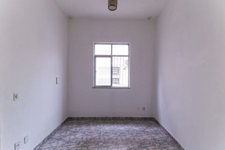 Casa à venda com 149m², 2 quartos e 2 vagas Casa à venda com 149m², 2 quartos e 2 vagasSala