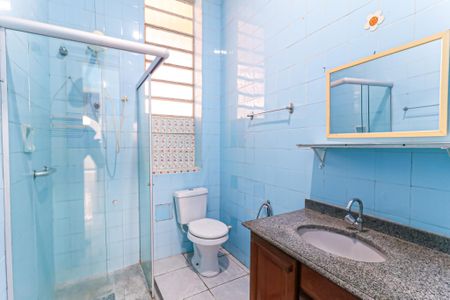 Casa à venda com 149m², 2 quartos e 2 vagas Casa à venda com 149m², 2 quartos e 2 vagasBanheiro