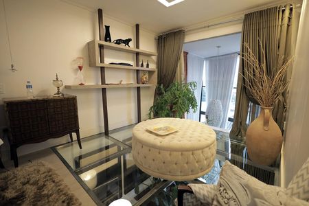 Apartamento à venda com 179m², 2 quartos e 3 vagasQuarto Suíte 2