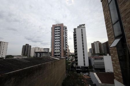 Apartamento à venda com 179m², 2 quartos e 3 vagasVista da Sacada