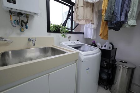 Apartamento à venda com 179m², 2 quartos e 3 vagasÁrea de Serviço