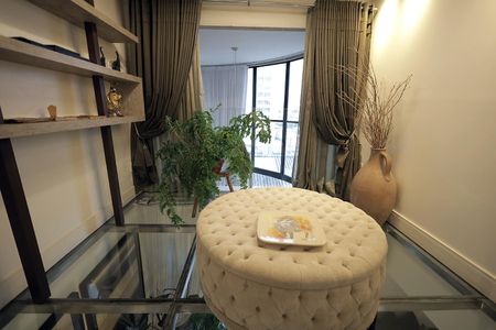 Apartamento à venda com 179m², 2 quartos e 3 vagasQuarto Suíte 2