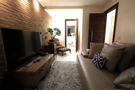 Apartamento à venda com 179m², 2 quartos e 3 vagasSala de TV / Quarto Suíte 1