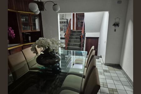 Casa à venda com 3 quartos, 277m² em Planalto Paulista, São Paulo