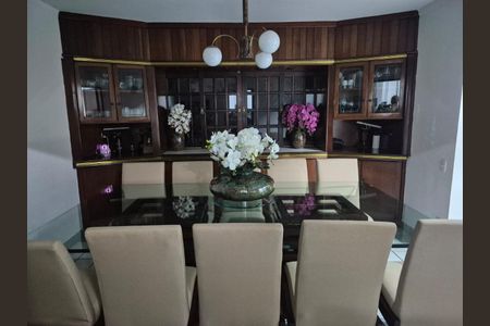 Casa à venda com 3 quartos, 277m² em Planalto Paulista, São Paulo