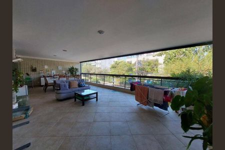 Apartamento à venda com 160m², 3 quartos e 2 vagas