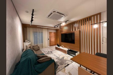 Casa à venda com 4 quartos, 190m² em Vila Carrão, São Paulo