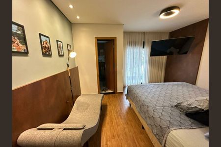 Casa à venda com 4 quartos, 190m² em Vila Carrão, São Paulo