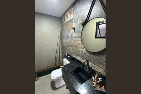 Casa à venda com 4 quartos, 190m² em Vila Carrão, São Paulo