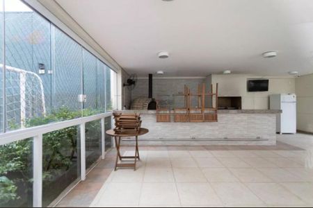 Apartamento à venda com 71m², 2 quartos e 1 vaga