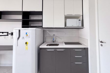 Studio para alugar com 25m², 1 quarto e sem vaga Studio para alugar com 25m², 1 quarto e sem vagaStudio