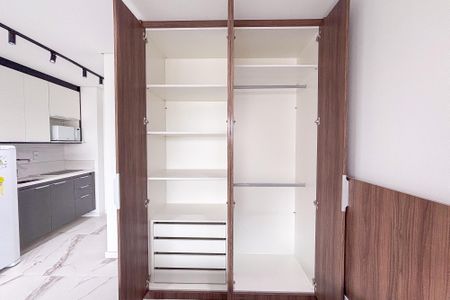 Studio para alugar com 25m², 1 quarto e sem vaga Studio para alugar com 25m², 1 quarto e sem vagaStudio