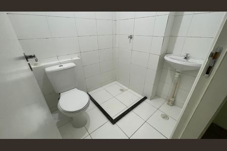 Apartamento para alugar com 26m², 1 quarto e sem vaga Apartamento para alugar com 26m², 1 quarto e sem vagaBanheiro