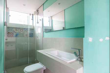 Banheiro de kitnet/studio à venda com 1 quarto, 28m² em Bela Vista, São Paulo