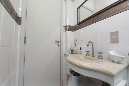 Apartamento à venda com 158m², 4 quartos e 2 vagasBanheiro da Suíte