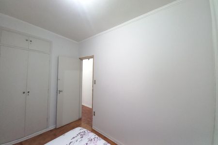 Apartamento à venda com 158m², 4 quartos e 2 vagasQuarto 2 