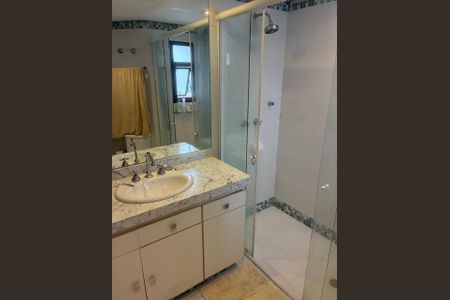 Apartamento à venda com 186m², 3 quartos e 3 vagas