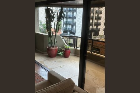 Apartamento à venda com 186m², 3 quartos e 3 vagas