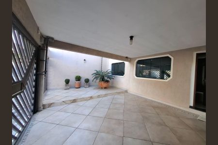 Casa à venda com 130m², 3 quartos e 3 vagas