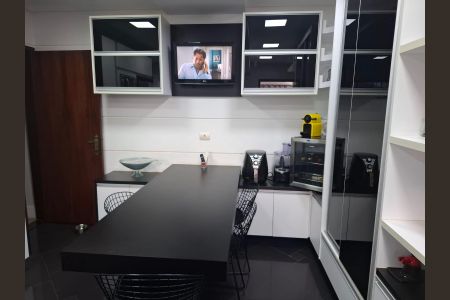 Casa à venda com 130m², 3 quartos e 3 vagas