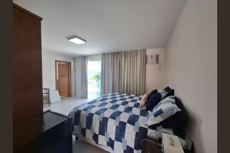 Casa à venda com 7 quartos, 297m² em Itaipu, Niterói