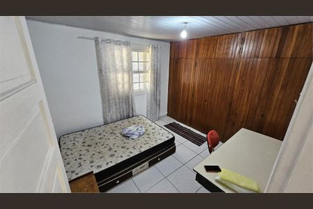 Casa à venda com 3 quartos, 200m² em Jardim Cordeiro, São Paulo